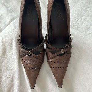 Carlos Santana pumps